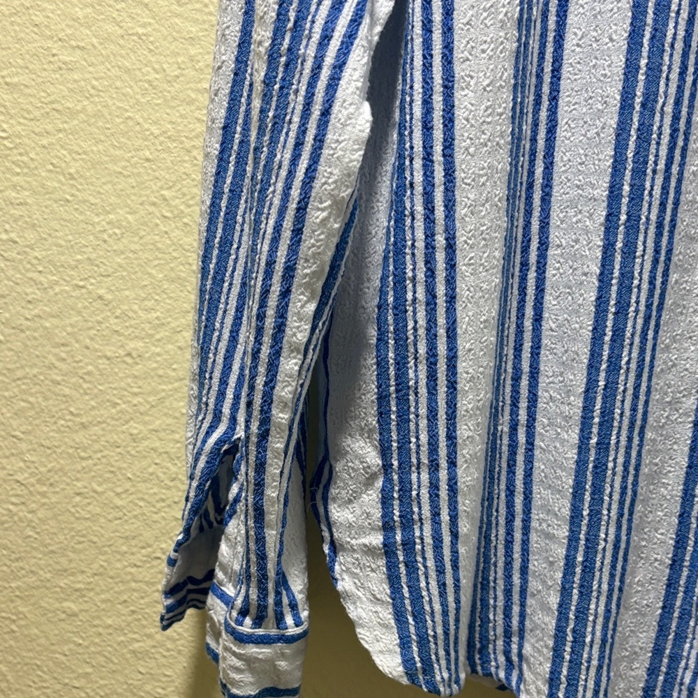 Striped Blue & White Long-Sleeve Button Shirt - Picture 6 of 7